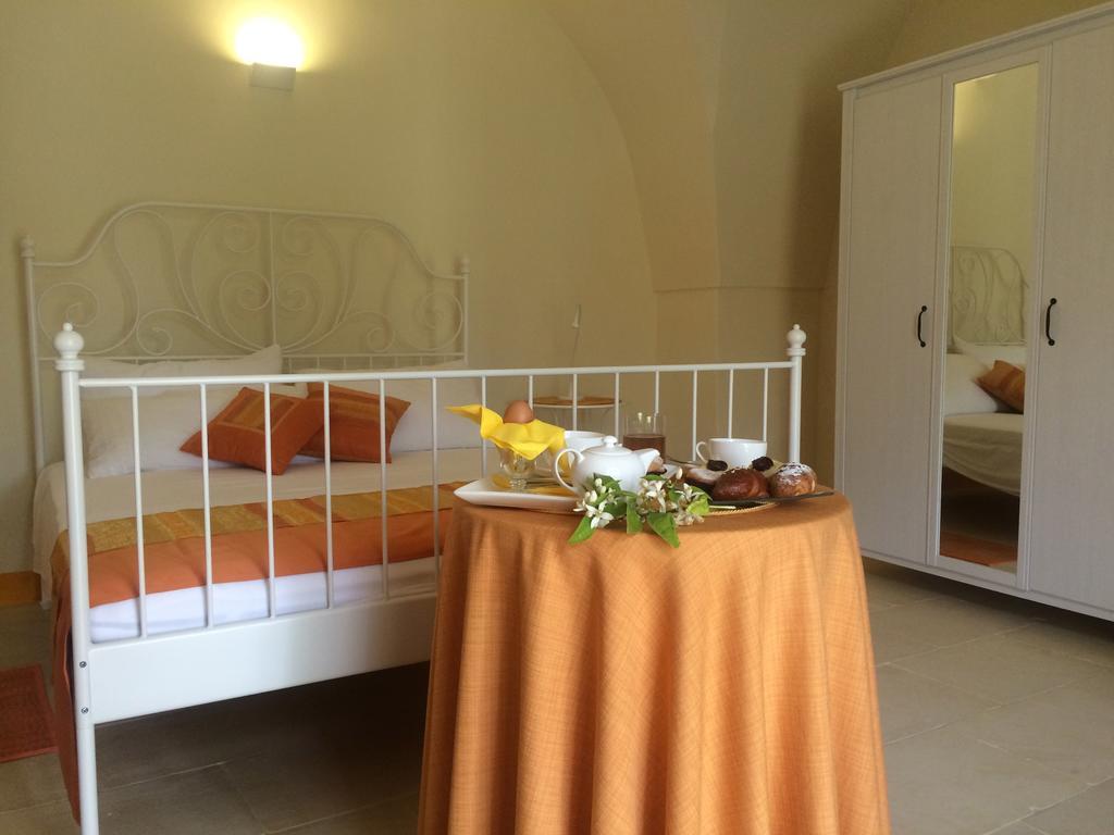 Masseria San Polo Squinzano Exterior photo