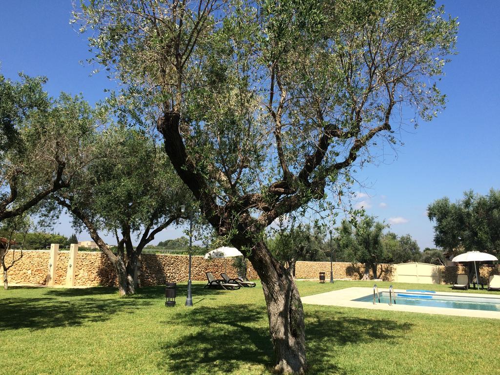 Masseria San Polo Squinzano Exterior photo